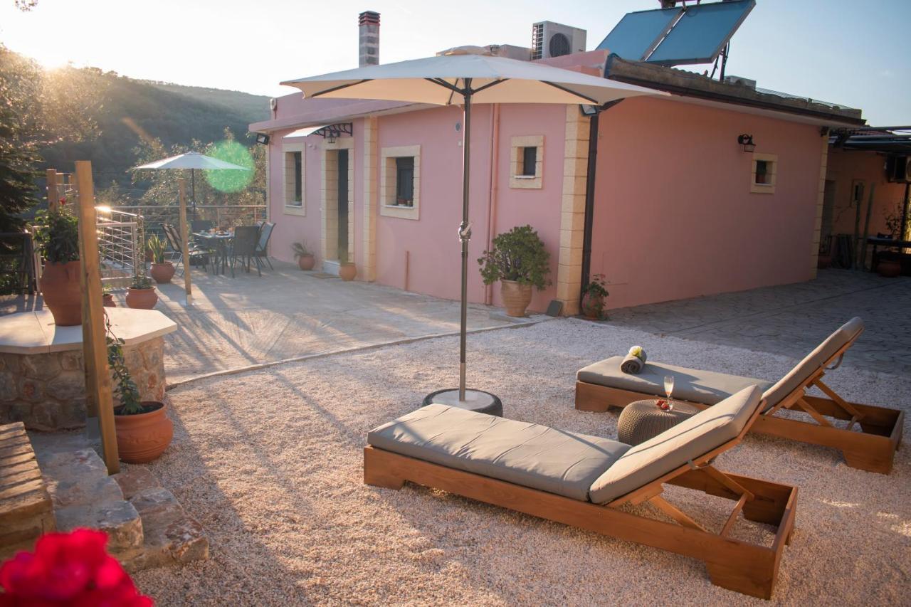House Of Harmony Villa Kamisianá Екстериор снимка